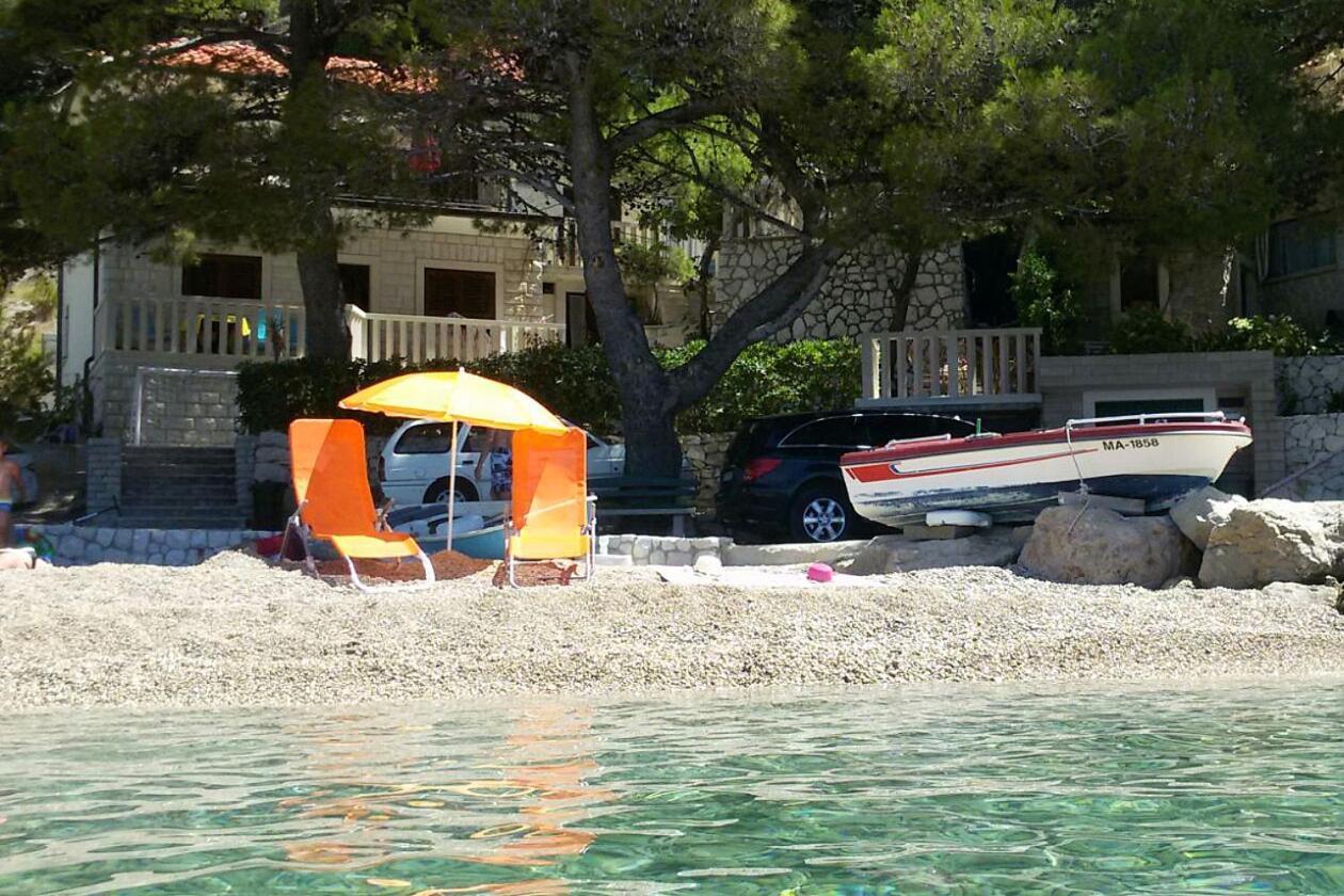 Apartments By The Sea Brela, Makarska - 11821 Kültér fotó